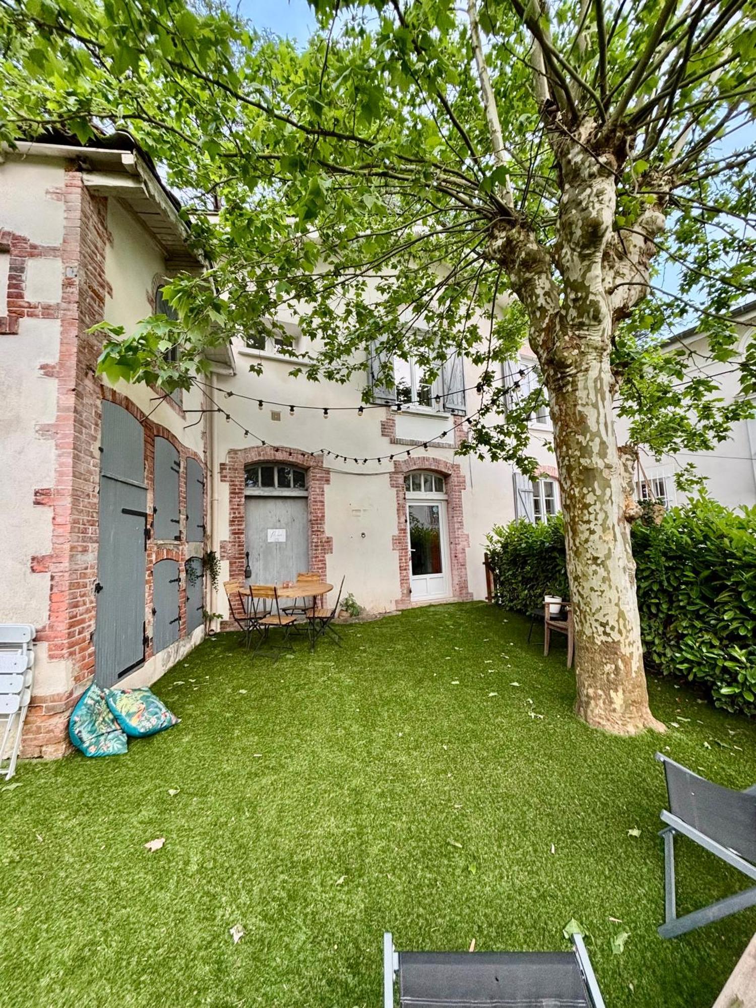 Charmante maison à Vienne avec jardin, prox Lyon Extérieur photo